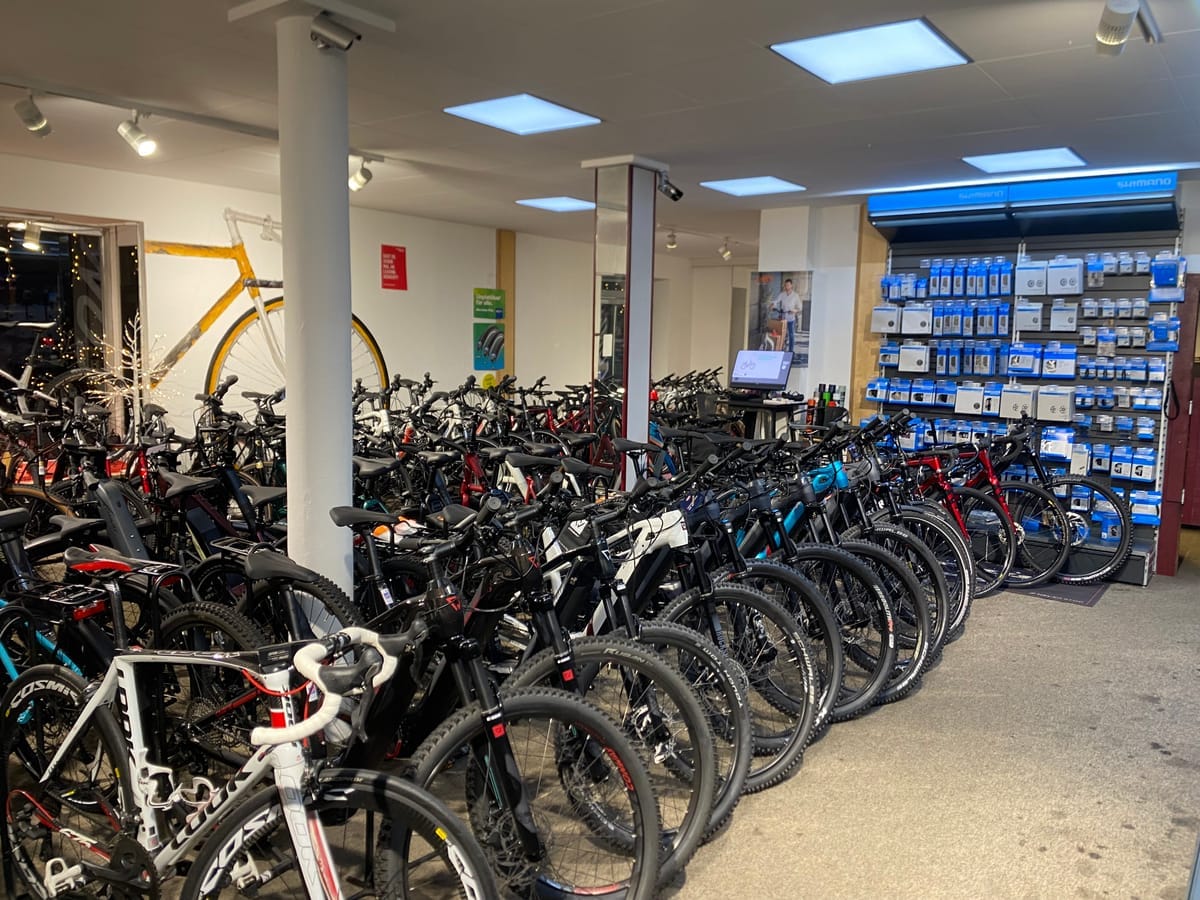 MB Sports Team Shop - Bild 1